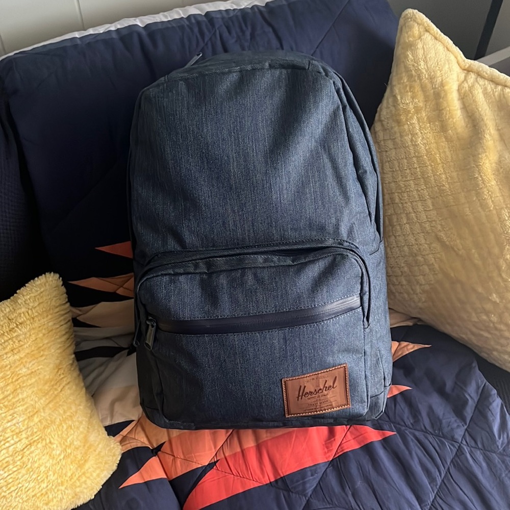 BRAND NEW WOT Herschel Pop Quiz Backpack (No Longer Available in this color)